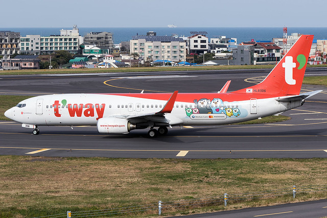 HL8306 / T'Way Air / Boeing 737-8AS(WL)