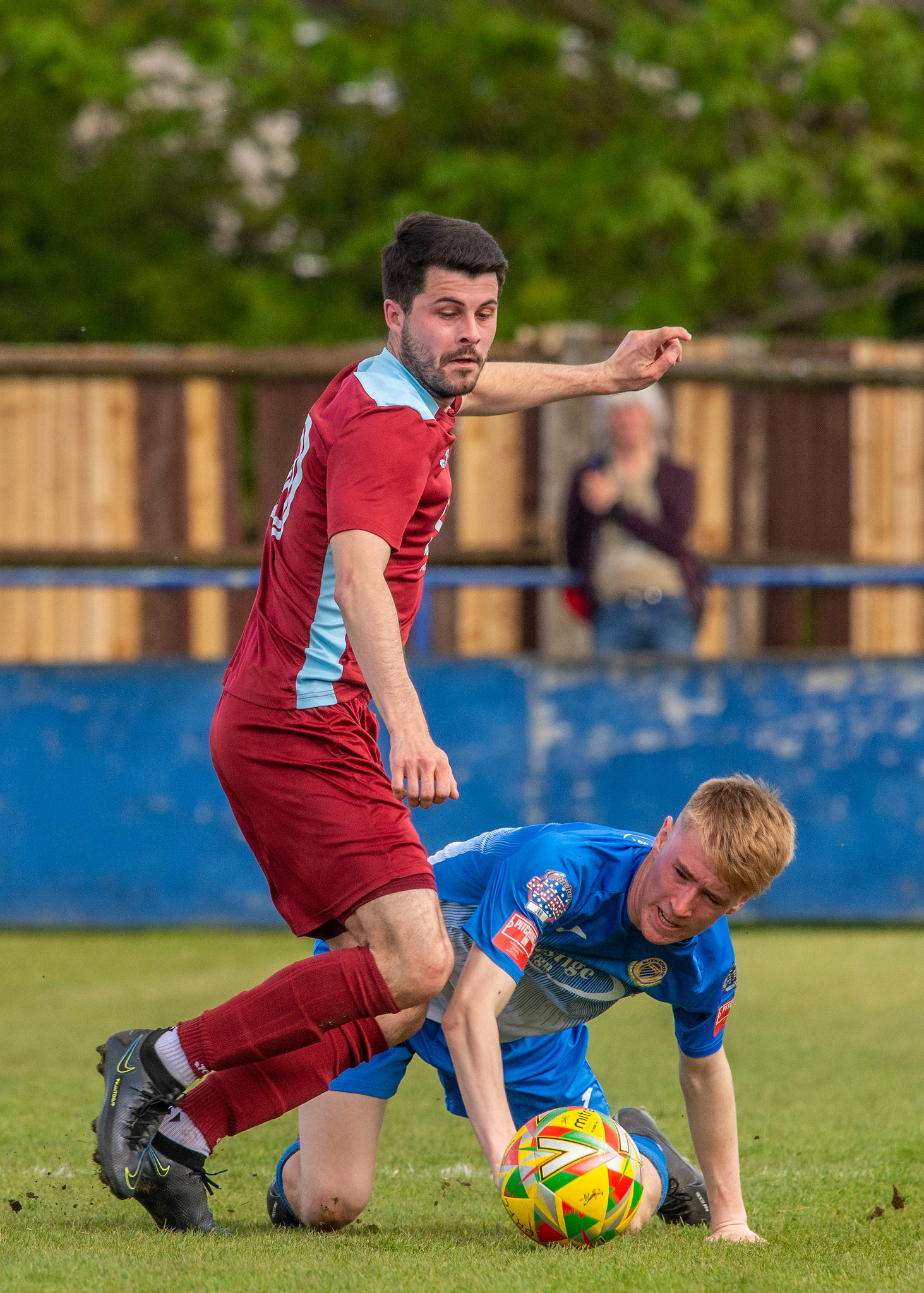 Barton Rovers 2-0 Thetford Town