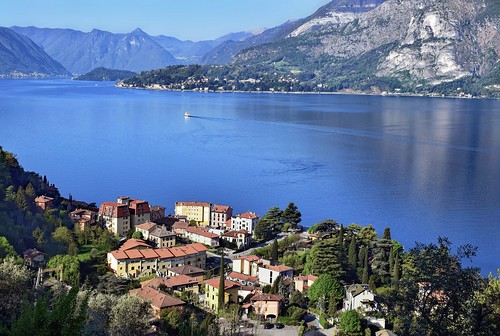 landscapes water lakes mountains sky blue view cityviews varenna lakecomo lombardy italy travel