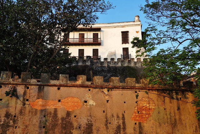 San Juan: La Fortaleza (Western Wall)