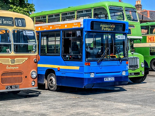 Brighton blue bus 78 (M78 CYJ)