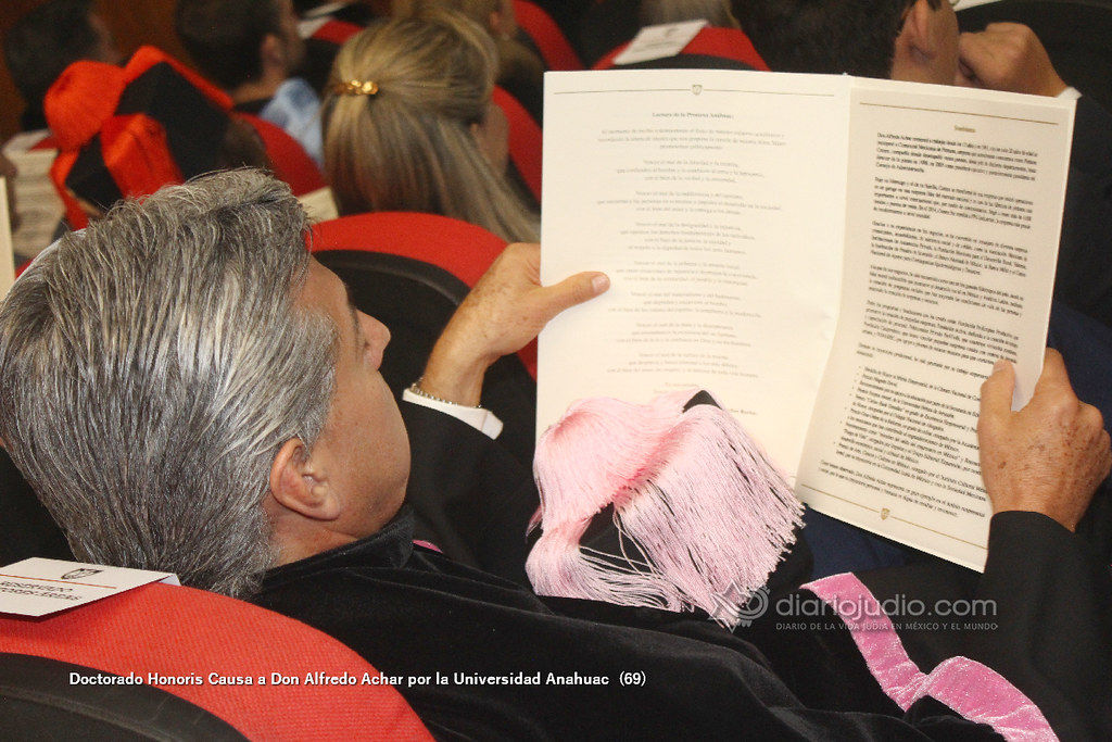 Doctorado Honoris Causa a Don Alfredo Achar por la Universidad Anahuac  (69)