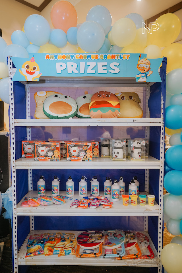 prizes_04474