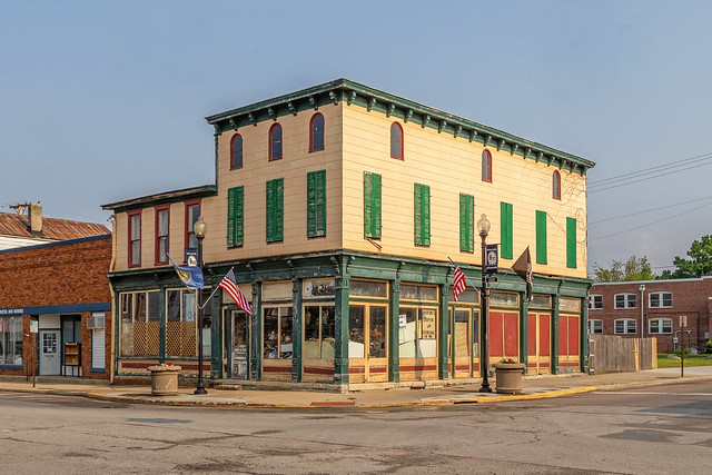 Lange Hotel — West Alexandria, Ohio