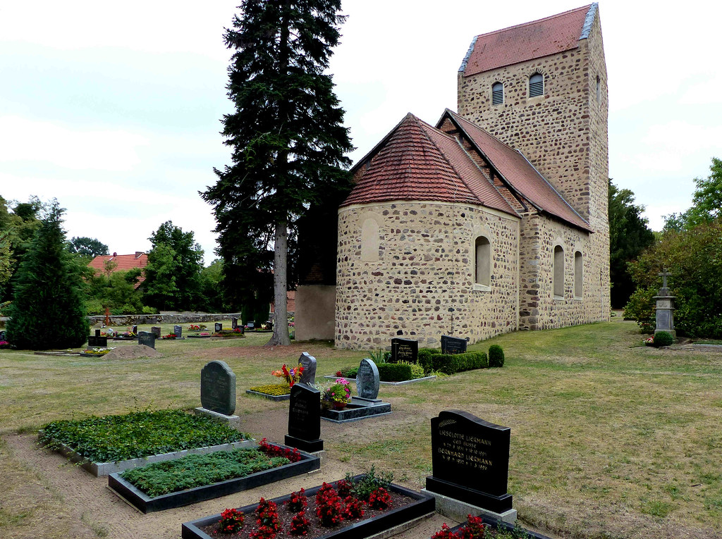 Engersen - Dorfkirche | Engersen Church is only about 3 km n… | Flickr