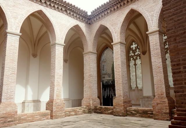 Cloître mudéjar, XIVe siècle, église San Pedro, Teruel,  Aragon, Espagne.