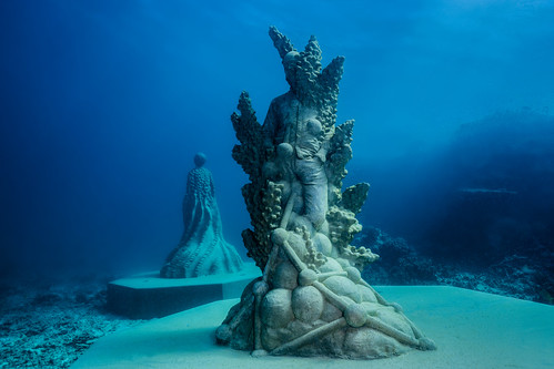 Jason deCaires Taylor: Ocean Sentinels at Australia's MOUA, Museum of Underwater Art