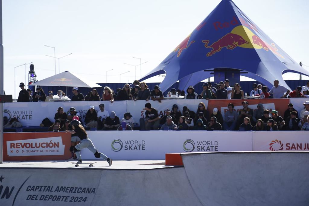 2023-05-24 DEPORTES: " Comenzó la competencia de damas en el World Tour de Skateboarding "