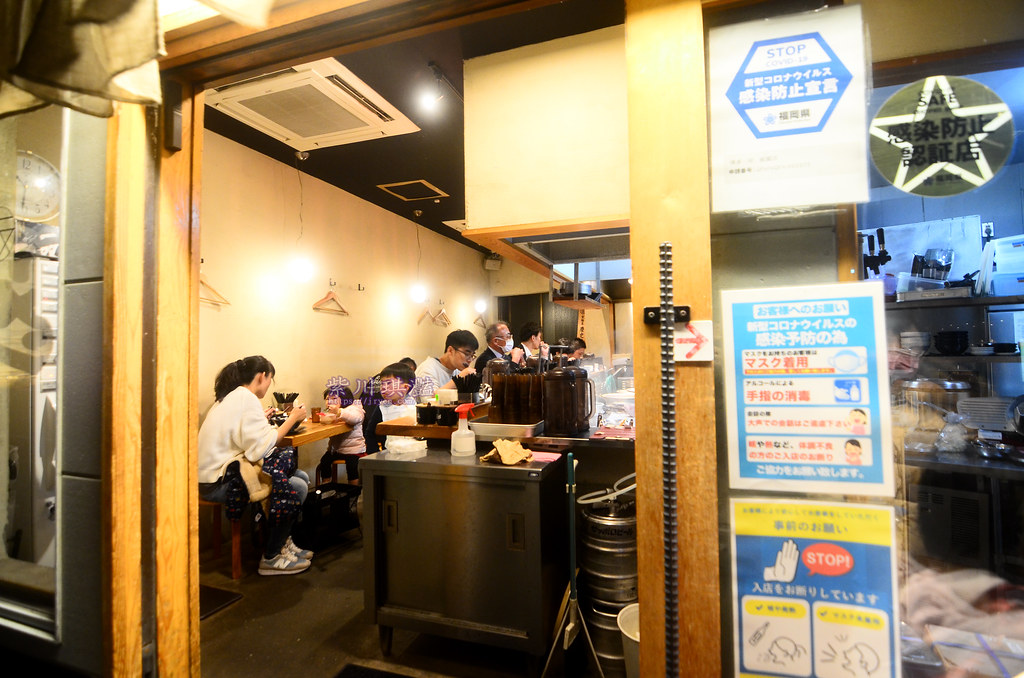 福岡博多 一雙拉麵 超濃厚豚骨湯頭 日本百大拉麵 九州在地名店消夜排隊人潮