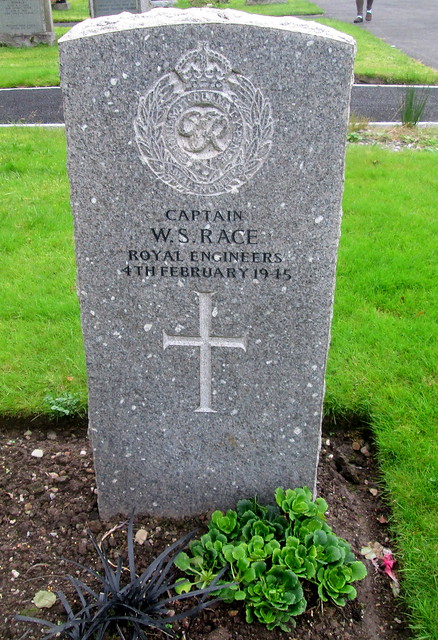 Milton of Buchanan Cemetery War Grave