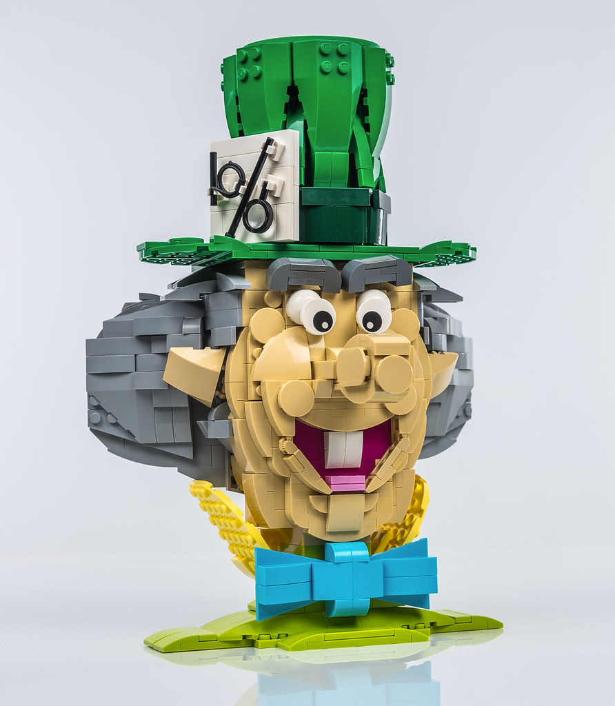 Mad Hatter LEGO Head Sculpture