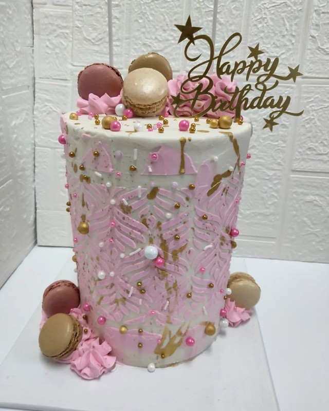 Cake by Sweet Amelia Cakes