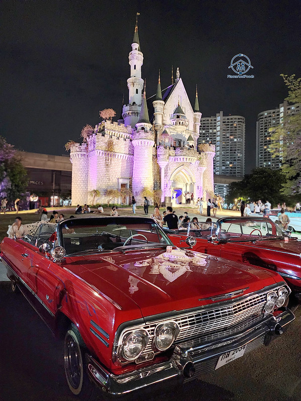 jodd fairs danneramit bangkok vintage car