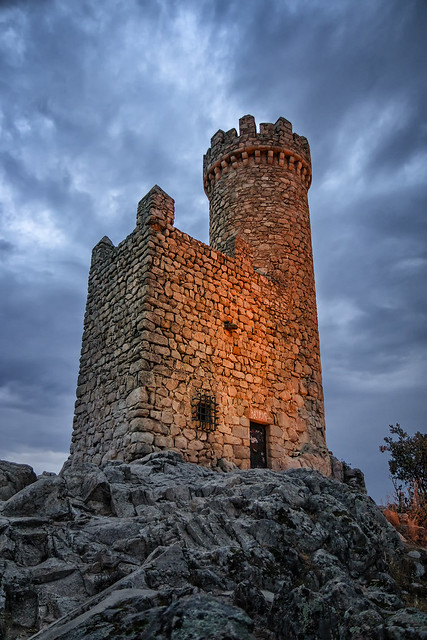 La Atalaya de noche