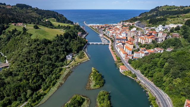 Deba Bridge, Gipuzkoa, SPAIN