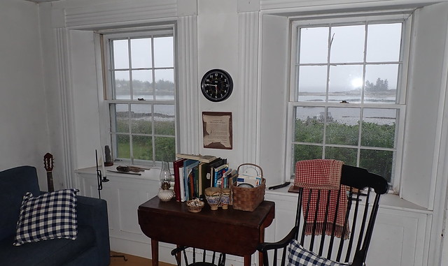 Harbor Island living room