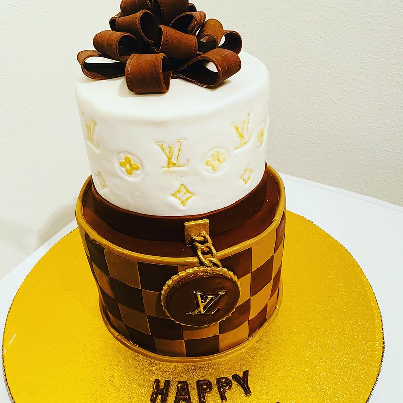 Cake by Kimmi Co Cakes
