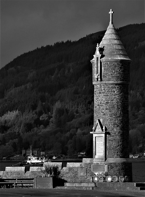 Black & White, War Memorial, Hunters Quay, Argyll & Bute, Scotland.