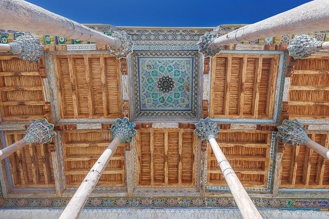 Bolo Haouz Mosque (1712) in Bukhara, Uzbekistan