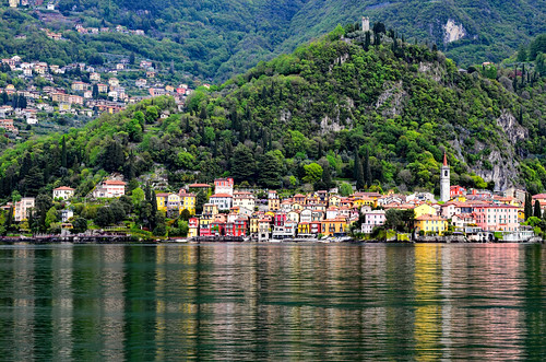 landscapes water mountains cityviews lakes lakecomo reflections waterreflections trees foliage greenery green architecture buildings menaggio lombardy italy travel