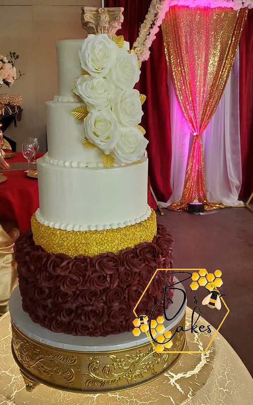 Cake by B's Cakes