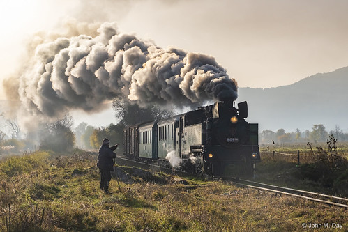 609 76 near Dobrinishte Sunrise Farmer 26 Oct 2022 by j.m.day,
