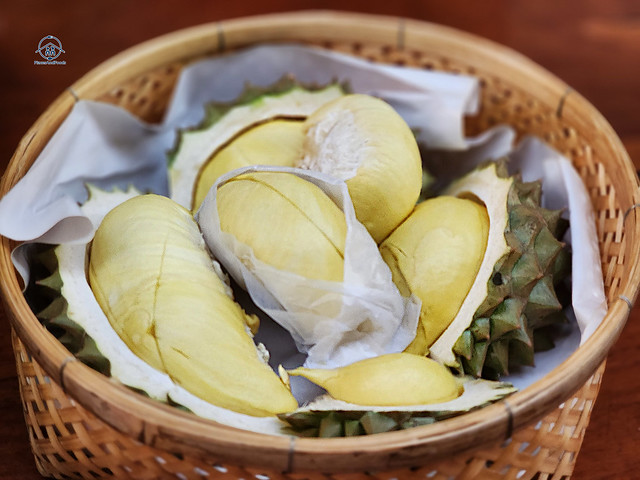 durian lava sisaket thailand