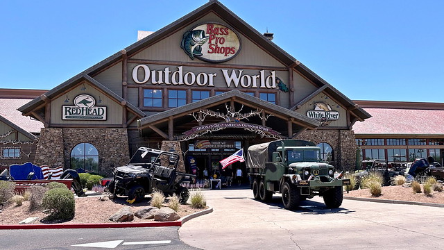 Bass Pro Shop Mesa - Memorial Day Commemoration - Today we Honor and Remember