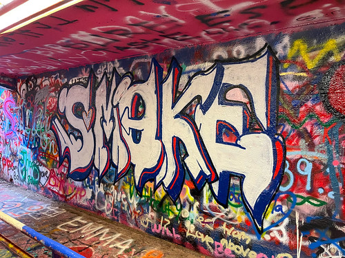 Free Expression Tunnel | by dlinglearc