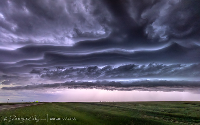 29 May 2023 — Saint Francis, Kansas, USA — Nocturnal shelf cloud