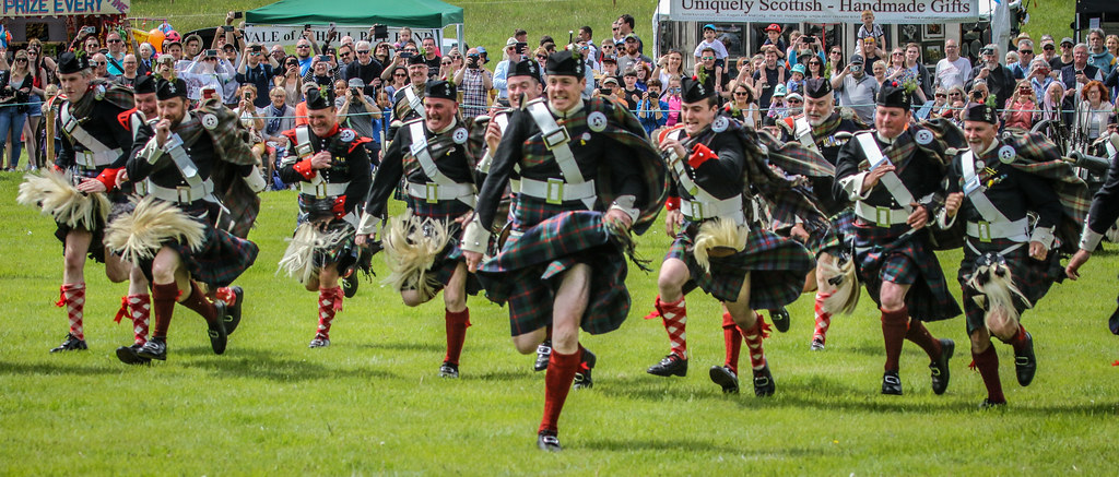 Atholl Highlanders' Kilted Dash | The 2023 Atholl Gathering … | Flickr