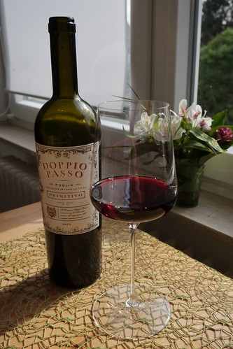 Rotwein „Doppio Passo – Primitivo Puglia (als italienischen Rotwein zum Essen)