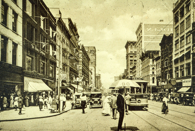 North High Street looking north from Gay Street 1916 Columbus, Ohio