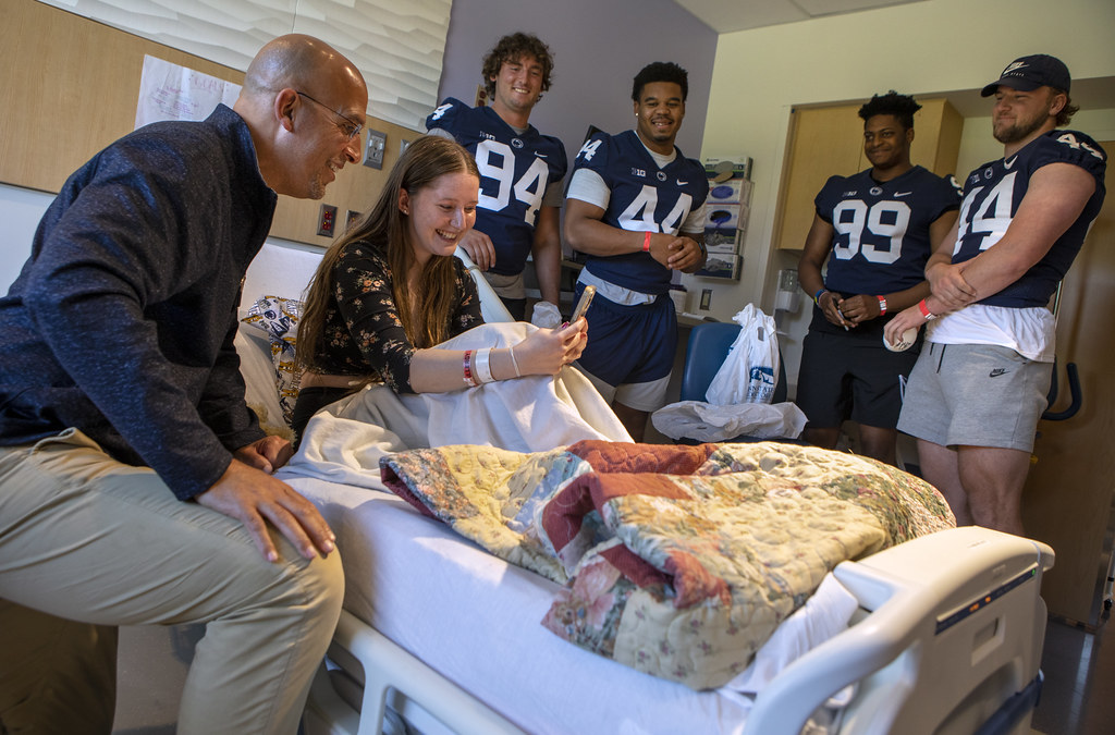 Penn State football team visit Penn State Health Children's Hospital (2023)