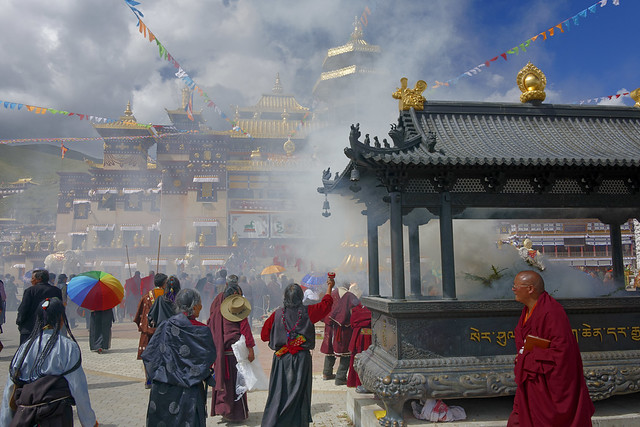 Clouds of incense at Sershul, Tibet 2018