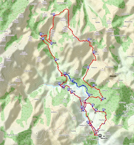 Carte OpenCycle du Trail du Cavu 2023 avec le tracé des 2 boucles (32km en rouge, 17km en bleu) et les points d'orientation et de ravitaillement
