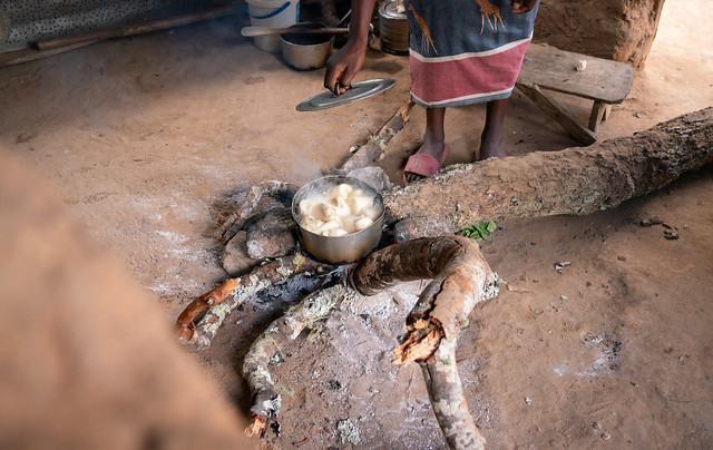 Cooking cassava in the Mwasemphangwe Community Conservation Area. Zambia ©ROWANPYBUS