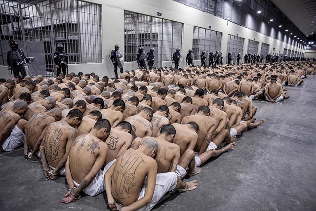 Prisoners in El Salvador