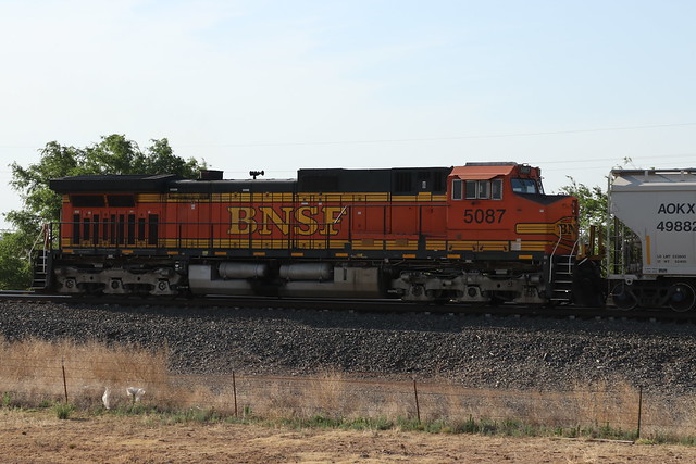 DPU BNSF 5087 💁‍♀️