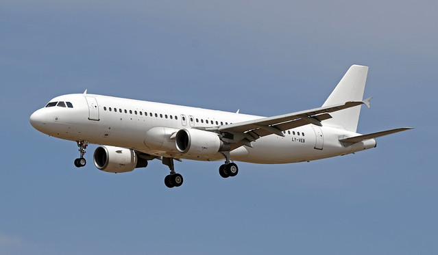 LY-VEB LMML-29-05-2023 Avion Express Airbus A320-214 CN1571