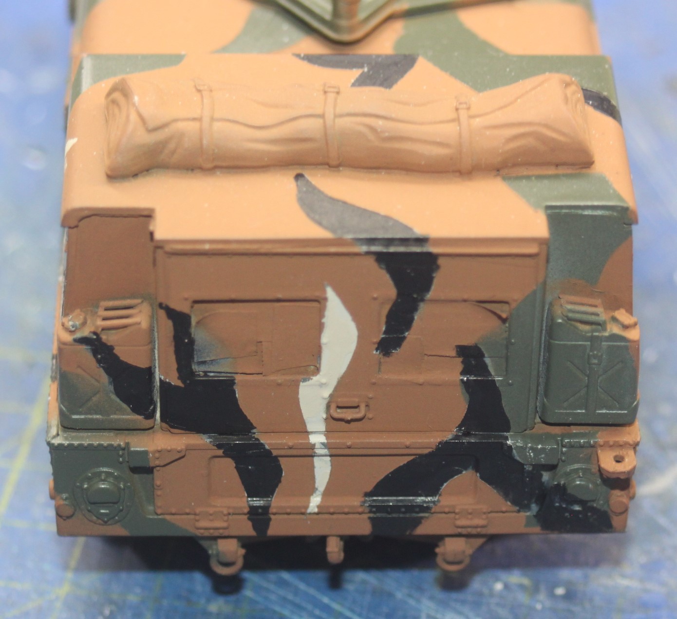 Humvee M998 "Desert Patrol", Italeri 1/35 52951148433_991a02d805_h