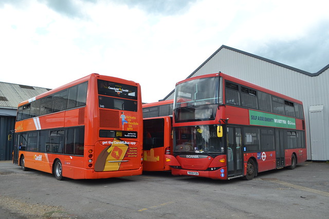 Cardiff Bus 346 YT59PCO & SP40120 YR59FZB