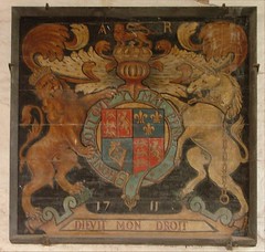 Queen Anne royal arms 1711 (probably repainted earlier set)