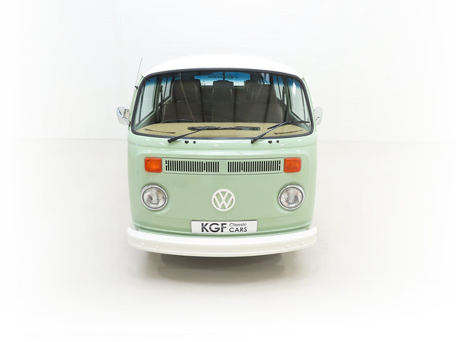 1977 Volkswagen Type 2 Microbus