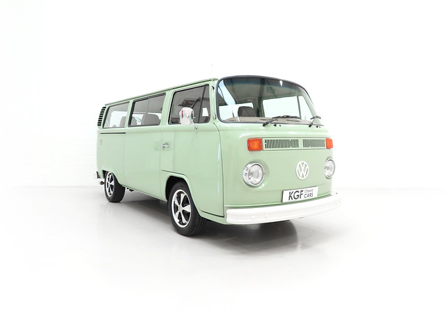 1977 Volkswagen Type 2 Microbus