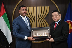 Secretary-General of ASEAN meets with Minister of State of the UAE