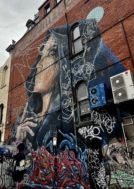 Adnate / TwoOne
