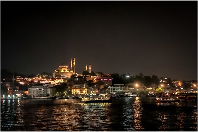 Süleymaniye by Night