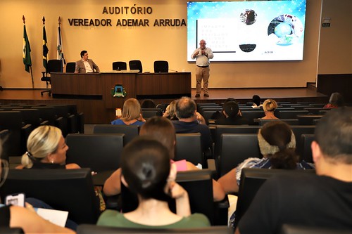 Fortaleza, CE. 07.06.2023: Palestra do Professor Albert Brasil Gradhvol sobre "Os impactos dos resíduos sólidos no meio ambiente urbano. (Foto: Mateus Dantas/CMFOR)