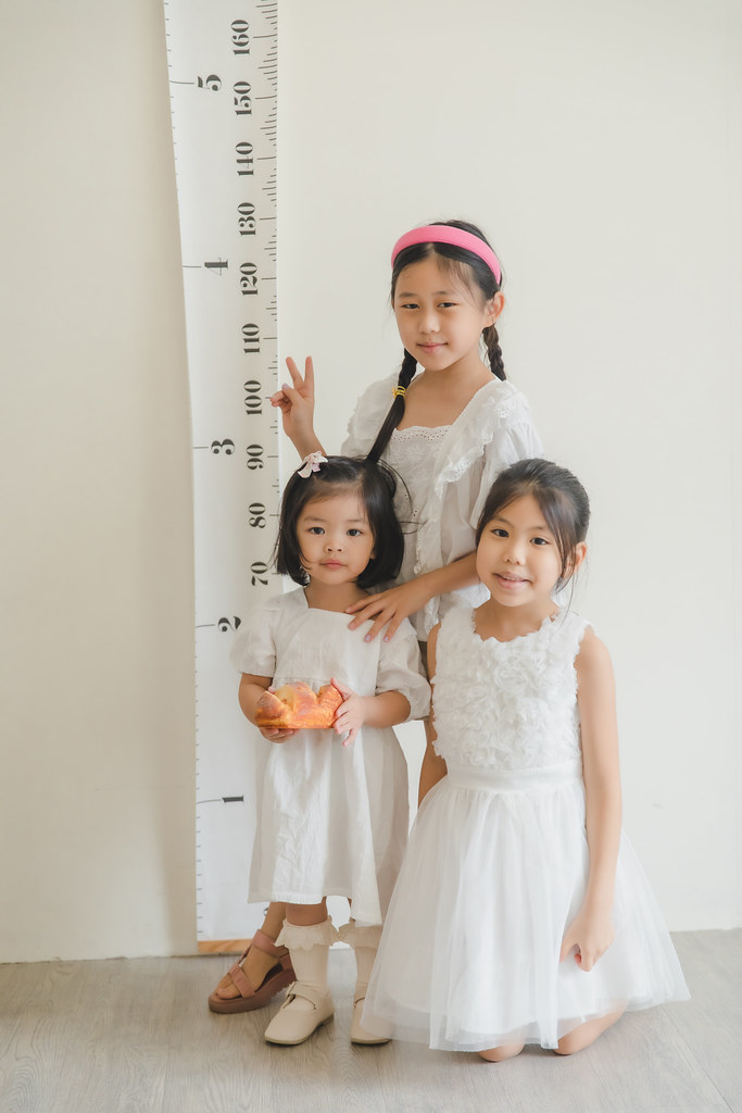 [親子寫真] 蘇致蓉君全家福拍攝@迪司陽光攝影棚-最專業的團隊完成全家福照，拍出有溫度的照片! #兒童寫真
